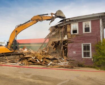 house demolition vs deconstruction